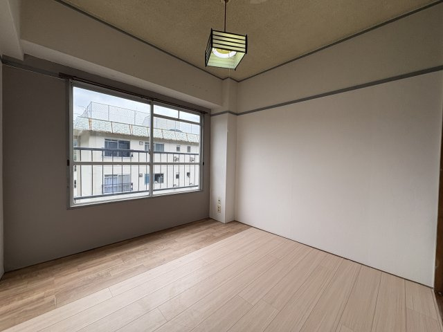 【寝室】 | サウスヒルズ由良