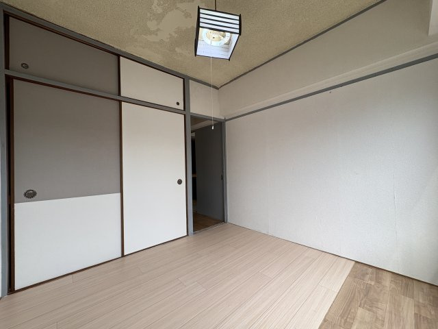 【寝室】 | サウスヒルズ由良
