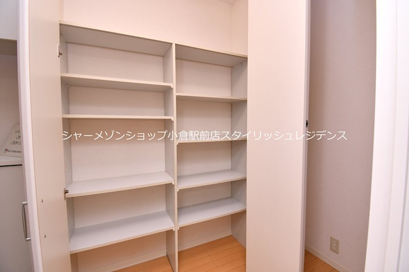 ディアコート徳力新町の収納