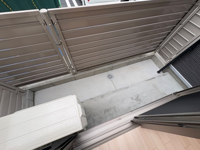 熊本市東区花立３丁目のアパートのバルコニー