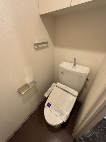 レジディア三軒茶屋Ⅲのトイレ
