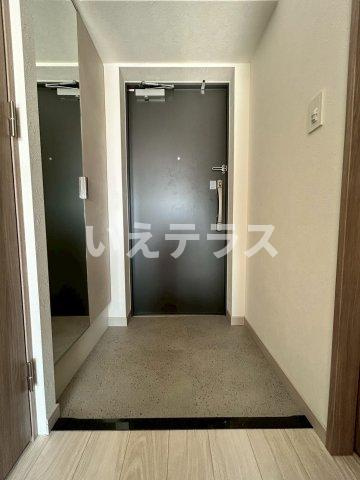 プレサンス神戸水木通ルミエスの玄関