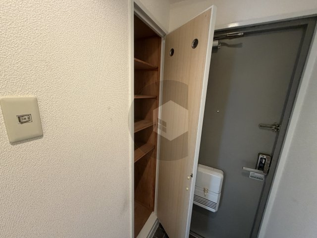 クレイドウル中野の収納