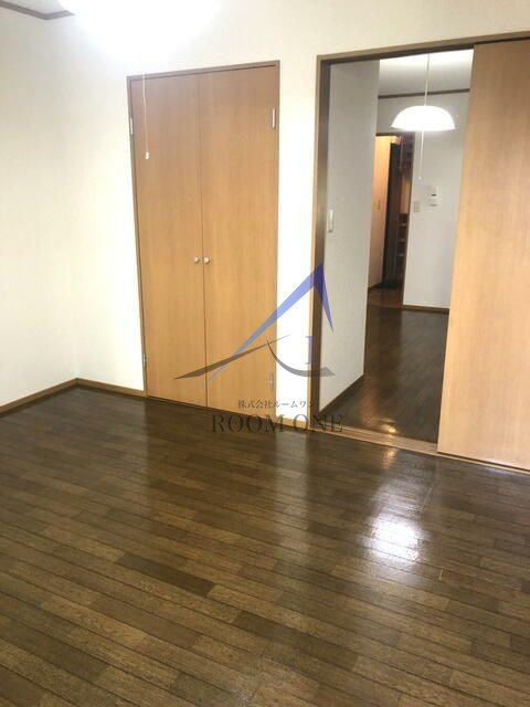 クレストハイツの居間・リビング|洋室のお部屋です。