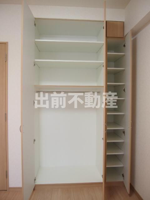 ルーブル板橋区役所前の収納