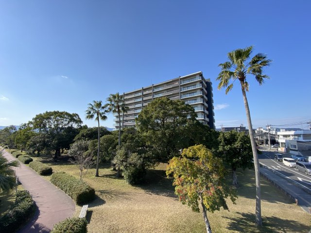 サーパス谷山緑地公園の外観|おしゃれな外観です