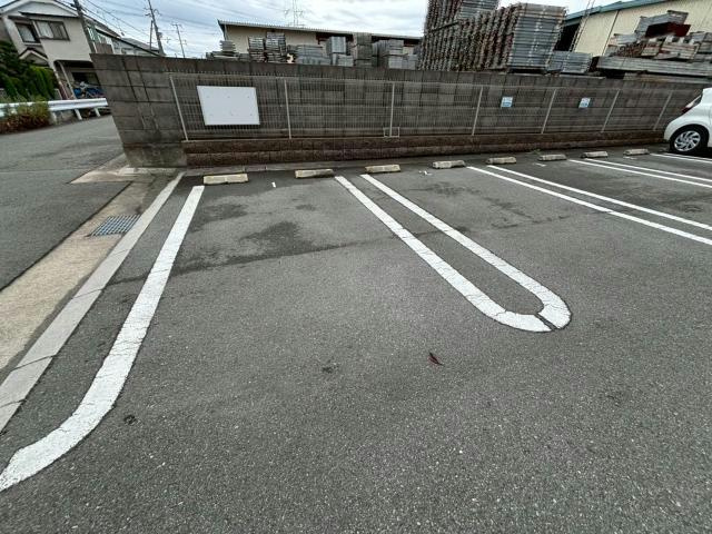 サンクスSの駐車場