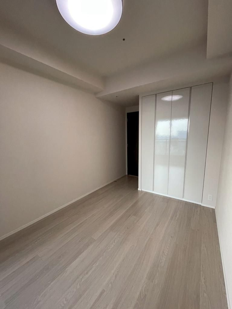 シティタワー大阪本町【角部屋】の洋室