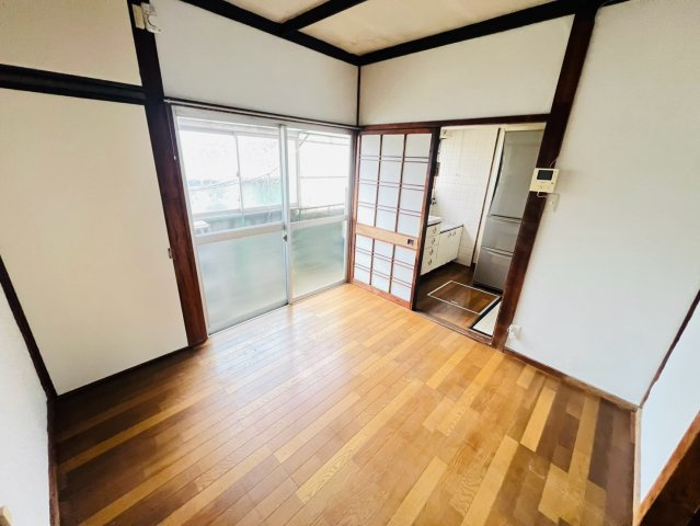 五色山３丁目戸建の居間・リビング