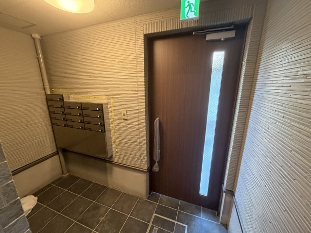 フジパレス武庫川駅北のエントランス