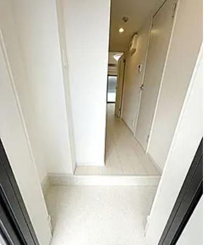 板橋区蓮根３丁目の賃貸マンションの玄関