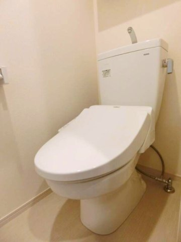 板橋区蓮根３丁目の賃貸マンションのトイレ|トイレ