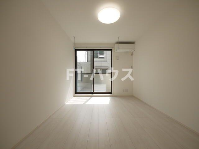 Ｒｅｉｎｂｏｗ　Ｈｅａｒｔ　Ｋの寝室