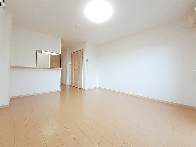 ポラリスⅢＢの居間・リビング