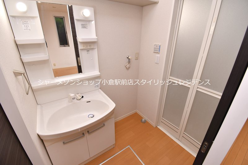 ディアコート徳力新町の洗面所