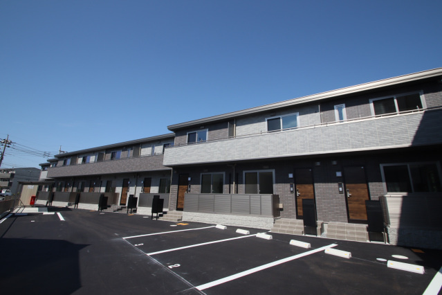 MAISON　NEUFの外観