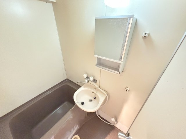 日生ロイヤルマンション十三の洗面所