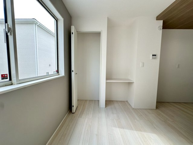 ★★八重瀬町安里３期－①号棟（全２棟）の収納|近隣の同仕様完成物件内覧しませんか？