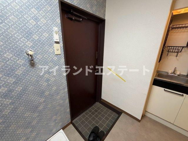 米勢ビル　オートロック　ネット無料　角部屋　南向きの玄関