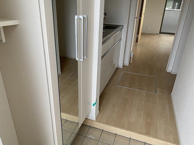 ブライトスクエアＫ　Ⅰの玄関