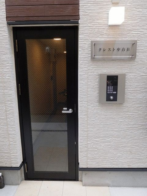 クレスト中台Ｂのエントランス