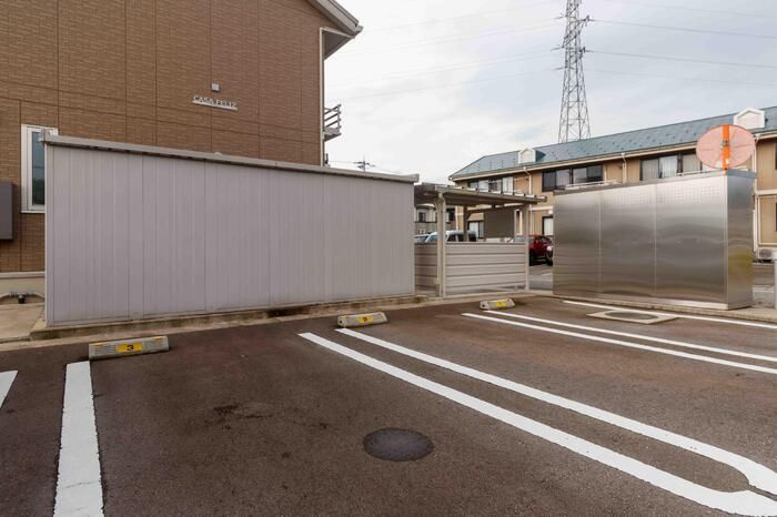 カーサ　フェリスの駐車場