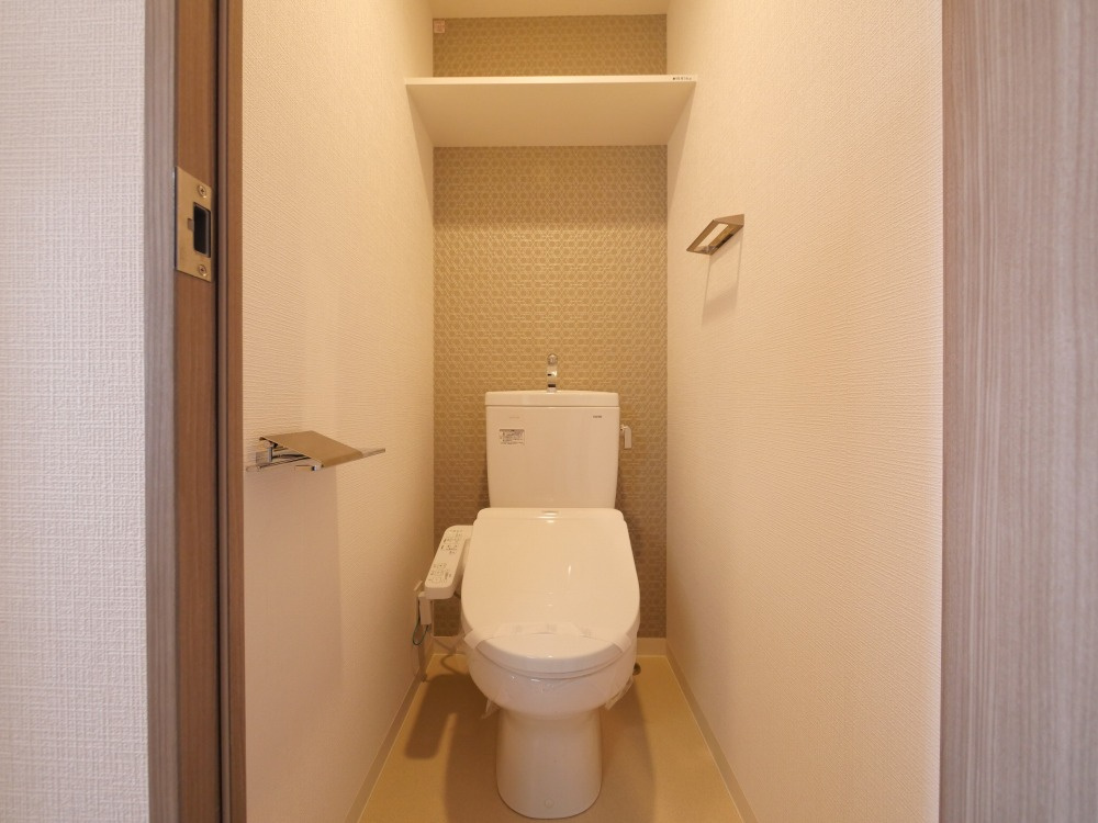 大阪市西淀川区御幣島３丁目の賃貸マンションのトイレ