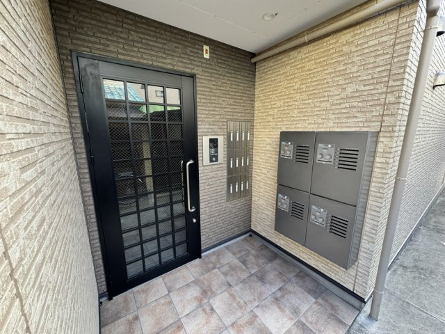 H-maison加美正覚寺Ⅶのエントランス