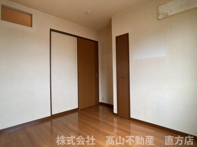 中間市中央２丁目のアパートの洋室