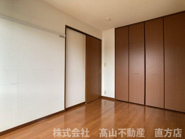 中間市中央２丁目のアパートの寝室