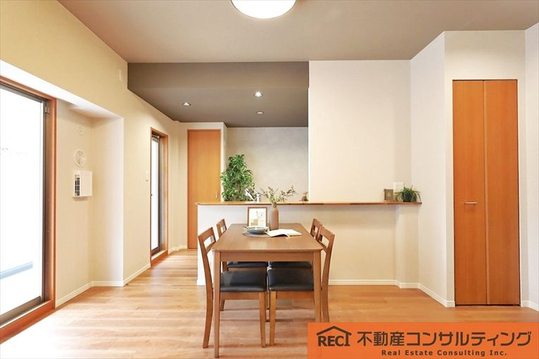 シーコートヤード西宮・香櫨園の居間・リビング