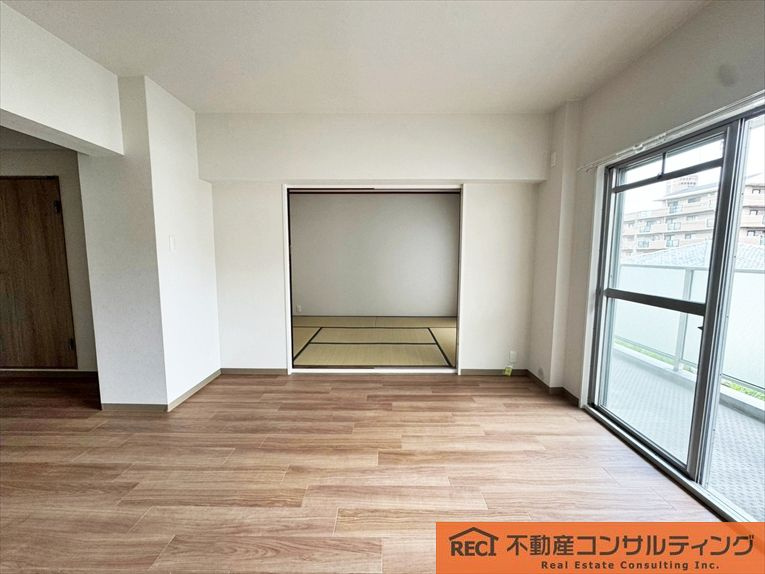 香枦園パークマンションの洋室