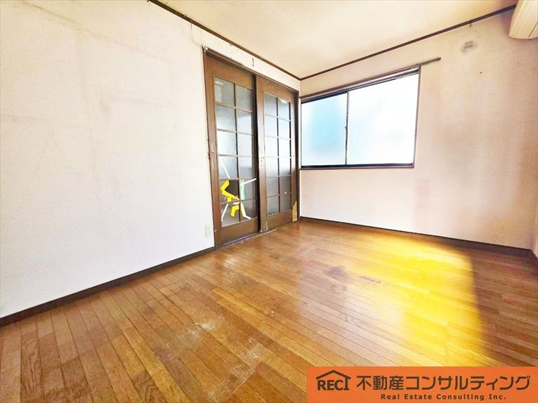 神戸市灘区楠丘町3丁目　中古戸建の洋室