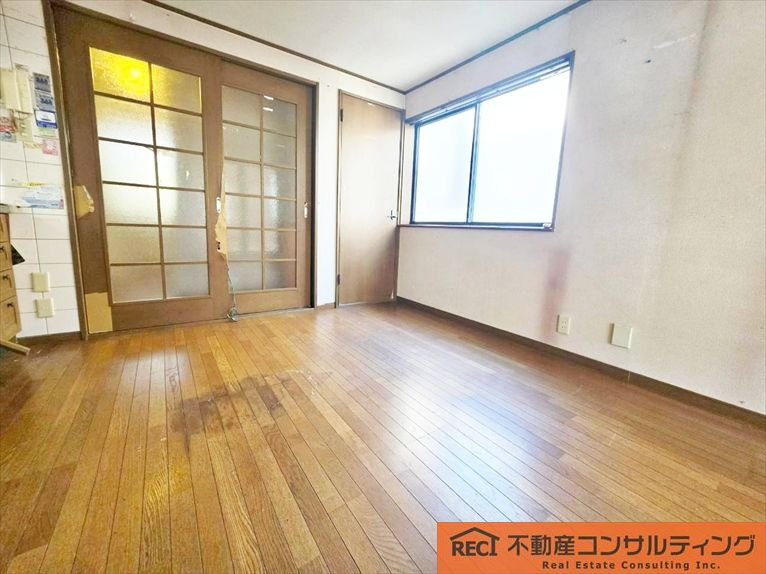 神戸市灘区楠丘町3丁目　中古戸建の洋室