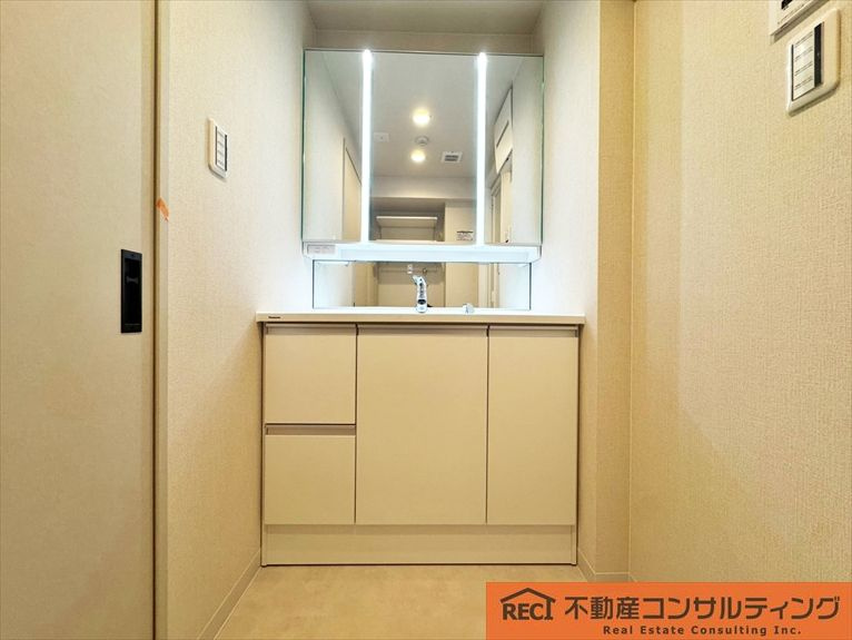 西宮東パークマンションの洗面所