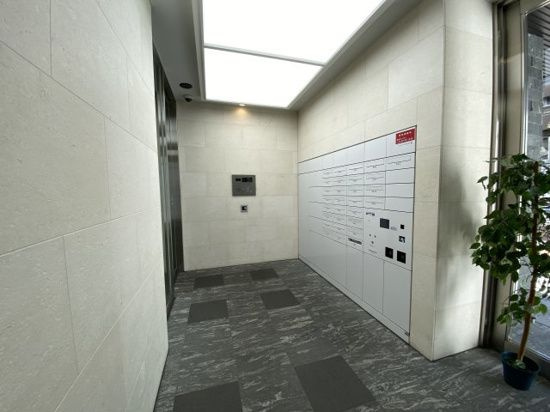 オープンレジデンシア日本橋馬喰町のエントランス
