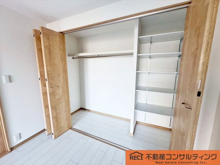 コボリマンション夙川老松台D棟の収納
