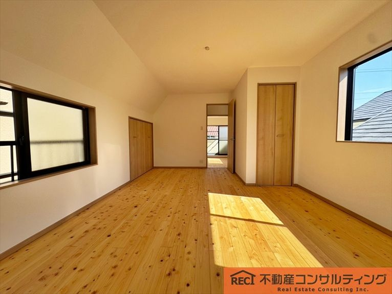 西宮市松並町　中古戸建の洋室
