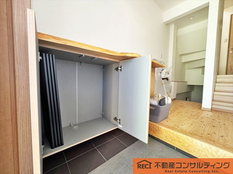 西宮市松並町　中古戸建の収納