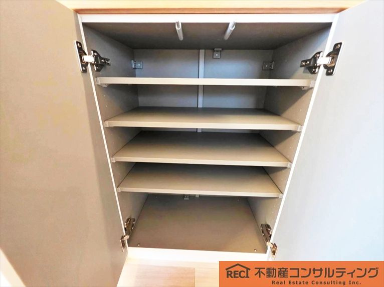 メガロコープ西宮Ⅱ1号棟の収納