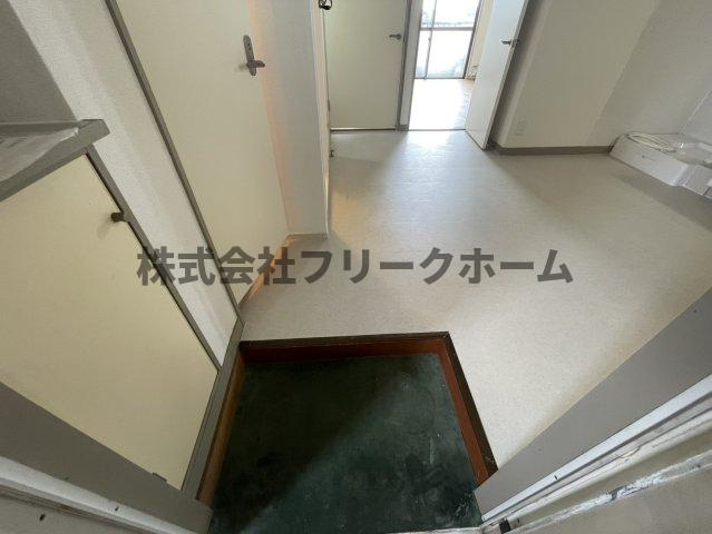 カーサ12の玄関