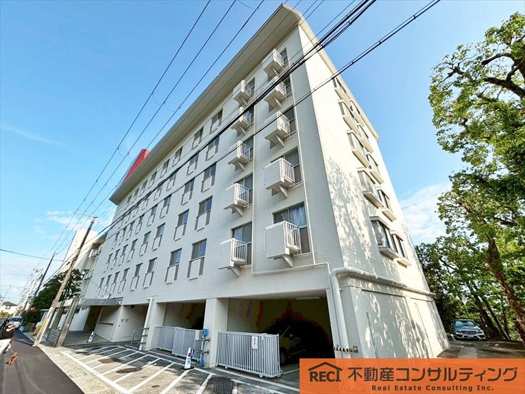 御影グランドハイツの外観