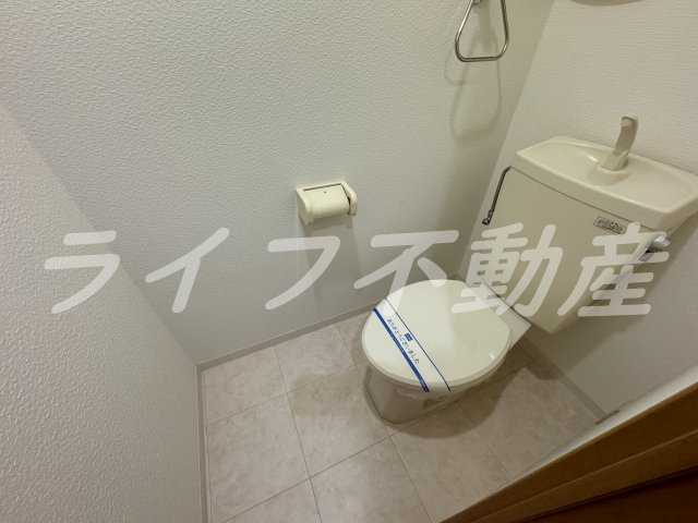 ヴァン・ベールのトイレ|清潔感のあるトイレです