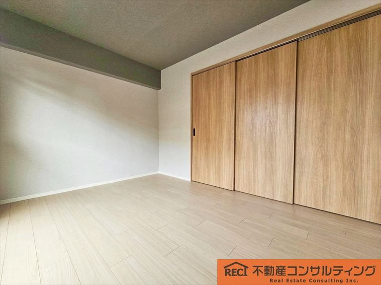 甲南グランドハイム御影の洋室