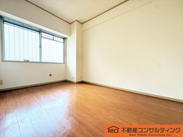 ジークレフ甲南の洋室