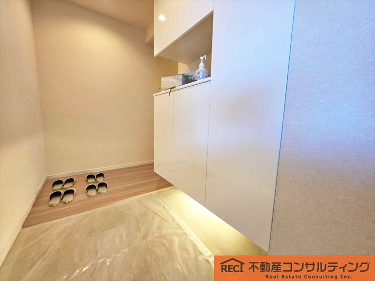 パレスエクセル東灘の玄関