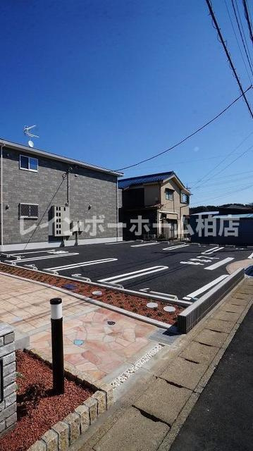 特典：仲介手数料が50％OFFです‼の駐車場