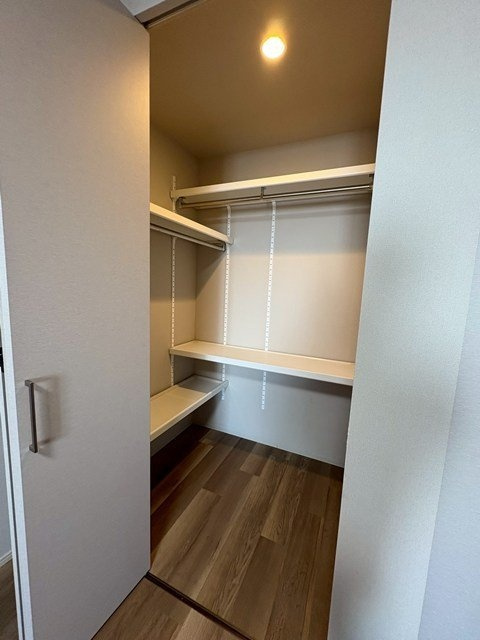 ポレスター野田屋町弐番館の収納