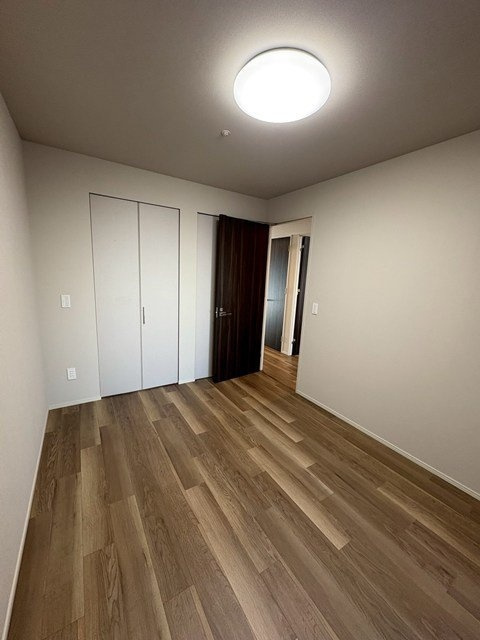 ポレスター野田屋町弐番館の寝室