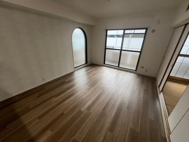 グリーンビュー少路の居間・リビング